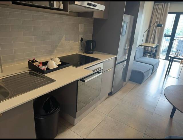 1 BEDROOM APARTMENT FOR SALE IN SANDTON CBD